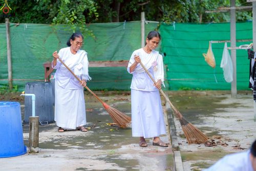 ภาพ No.247836:วันที่ 19-21 กันยายน พ.ศ. 2568 โครงการอบรมอุบาสิกาแก้ว รุ่นที่ 2 ณ ศูนย์ปฏิบัติธรรมจังหวัดบุรีรัมย์