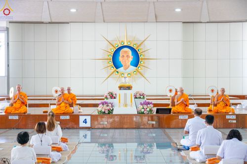 ภาพ No.87658:พิธีบุพเปตพลี  ครั้งที่ 140 ร่วมอุทิศบุญแด่หมู่ญาติที่ล่วงลับไปแล้ว และสืบทอดอายุพระพุทธศาสนา วันพฤหัสบดีที่ 14 กันยายน พ.ศ.2566 วันพระแรม 14 ค่ำ เดือน 9 ณ หอฉันคุณยายอาจารย์ฯ วัดพระธรรมกาย