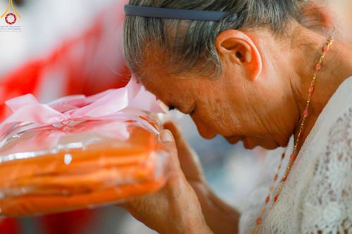 ภาพ No.114404:พิธีทอดผ้าป่าทำนุบำรุงศาสนสถาน ณ วัดโบสถ์บน ต.บางคูเวียง อ.บางกรวย จ.นนทบุรี วันที่ 18 มกราคม พ.ศ. 2567