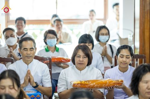 ภาพ No.183291:พิธีทอดกฐิน ณ วัดปรางค์หลวง จ.นนทบุรี ในโครงการทอดกฐินสามัคคีทั่วไทย 30,000 วัด บูชาธรรม 80 ปี หลวงพ่อธัมมชโย โดยคณะศิษยานุศิษย์วัดพระธรรมกาย วันที่ 20 ตุลาคม พ.ศ. 2567