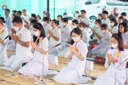 ภาพ No.108971:พิธีถวายภัตตาหารเป็นสังฆทาน แด่คณะพระธรรมยาตราฯ ในโครงการธรรมยาตรากตัญญูบูชา มหาปูชนียาจารย์ พระมงคลเทพมุนี(สด จนฺทสโร) พระผู้ปราบมาร อนุสรณ์สถาน 7 แห่ง ปีที่ 12 วันที่ 9 มกราคม พ.ศ. 2567 ณ อนุสรณ์สถานคลองบางนางแท่น  อ.สามพราน จ.นครปฐม