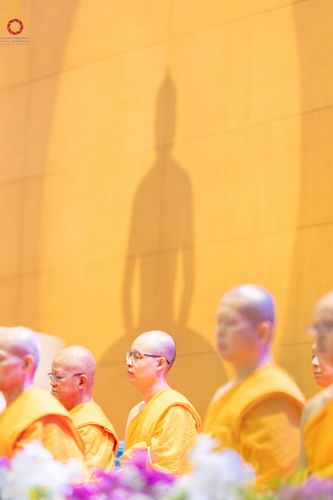 ภาพ No.187987:พิธีบูชาข้าวพระ วันขึ้นปีใหม่ 2568 ณ วัดพระธรรมกาย จ.ปทุมธานี วันที่ 1 มกราคม พ.ศ. 2568