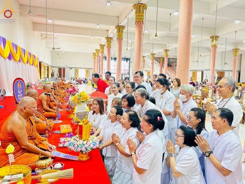 ภาพ No.165149:พิธีทอดกฐิน ณ วัดเสาธง จ.สมุทรปราการ ในโครงการกฐินสามัคคีทั่วไทย 30,000 วัด บูชาธรรม 80 ปี หลวงพ่อธัมมชโย โดยคณะศิษยานุศิษย์วัดพระธรรมกาย วันที่ 20 ตุลาคม พ.ศ. 2567