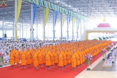 ภาพ No.102770:พิธีรับมอบต้นสมบัติจักรพรรดิ เพื่องานเผยแผ่พระพุทธศาสนาวิชชาธรรมกายไปทั่วโลก แด่ศูนย์ส่งเสริมศีลธรรมทั่วโลก 224 แห่ง วันอาทิตย์ที่ 17 ธันวาคม พ.ศ. 2566 ณ สภาธรรมกายสากล วัดพระธรรมกาย