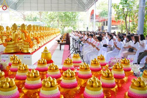 ภาพ No.186388:พิธีบรรจุพระบรมสารีริกธาตุ และพิธีพุทธาภิเษกองค์พระประธาน 150 องค์  ส่งประดิษฐาน ณ ดินแดนพุทธภูมิ อินเดีย-เนปาล ณ วัดประยูรธรรมาราม อ.ลำลูกกา จ.ปทุมธานี วันอาทิตย์ที่ 15 ธันวาคม พ.ศ. 2567
