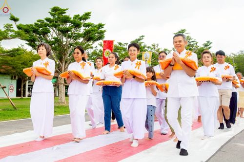 ภาพ No.268540:วันพฤหัสบดีที่ 23 ตุลาคม พ.ศ. 2568 พิธีทอดกฐินเพื่อสร้างสุขพิมาน ณ ศูนย์ปฏิบัติธรรมภาคใต้ บางกล่ำ สงขลา