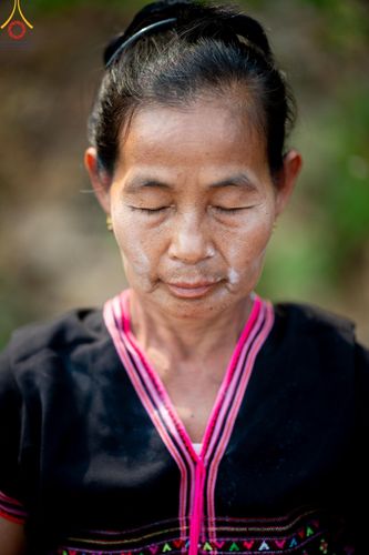 ภาพ No.139315:Photo Story  มหัศจรรย์วัดดงดินแดง Episode 7 พระภิกษุ-สามเณร ในโครงการบรรพชาอุปสมบทหมู่  กว่า 500 รูป ศีลจาริณีและสาธุชนกว่า 500 คน ร่วมพิธีบูชาข้าวพระ วัดดงดินแดง ต.ม่อนจอง อ.อมก๋อย จ.เชียงใหม่ วันอาทิตย์ที่ 7 เมษายน พ.ศ.2567