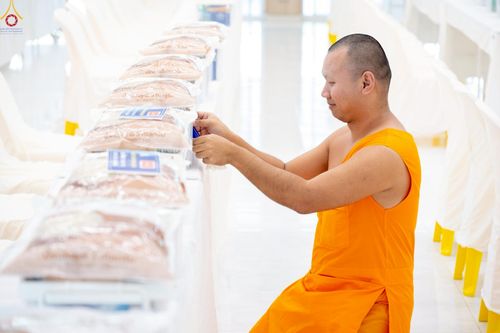 ภาพ No.245141:วันเสาร์ที่ 13 กันยายน พ.ศ. 2568 พิธีถวายสังฆทานแด่คณะสงฆ์ 323 วัด ปีที่ 21 ครั้งที่ 181 พิธีมอบกองทุนหนุนแรงใจช่วยครูใต้ ปีที่ 18 ครั้งทึ่ 144 และพิธีทำบุญอุทิศส่วนกุศลให้ผู้วายชนม์ ณ ศูนย์ปฏิบัติธรรมภาคใต้ จ.สงขลา