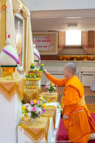 ภาพ No.186095:พิธีมุทิตาสักการะ เนื่องในวาระอายุวัฒนมงคล ๘๔ ปี หลวงพ่อทัตตชีโว วันอาทิตย์ที่ ๒๒ ธันวาคม พ.ศ. ๒๕๖๗ ณ วัดพระธรรมกายลอนดอน