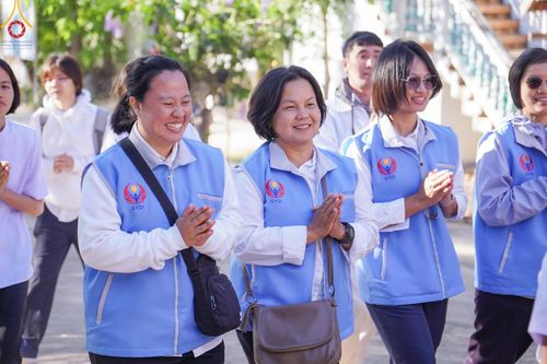 ภาพ No.195173:พิธีทอดผ้าป่าทำนุบำรุงศาสนสถาน ณ วัดพรสวรรค์ ต.หนองบ่อ อ.สองพี่น้อง จ.สุพรรณบุรี ในโครงการธรรมยาตรา กตัญญูบูชา มหาปูชนียาจารย์ พระมงคลเทพมุนี(สด จนฺทสโร) พระผู้ปราบมาร อนุสรณ์สถาน 7 แห่ง ปีที่ 13 วันที่ 13 มกราคม พ.ศ. 2568