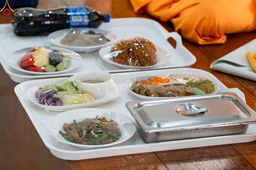 ภาพ No.134744:พิธีบุพเปตพลี ครั้งที่ 148 อุทิศบุญแด่หมู่ญาติที่ล่วงลับไปแล้ว (วันพระ แรม 15 ค่ำ เดือน 4) ณ หอฉันคุณยายอาจารย์ฯ วัดพระธรรมกาย จ.ปทุมธานี