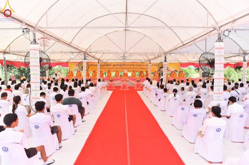 ภาพ No.95372:พิธีทอดกฐินสามัคคี เพื่อสร้างอาคาร 80 ปี หลวงพ่อธัมมชโย ณ ศูนย์ปฏิบัติธรรมวิหารแดง อำเภอวิหารแดง จ.สระบุรี วันที่ 18 พฤศจิกายน พ.ศ. 2566