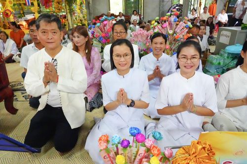 ภาพ No.170141:พิธีทอดกฐิน ณ วัดถ้ำสะแกทอง อ.หนองวัวซอ จ.อุดรธานี ในโครงการกฐินสามัคคีทั่วไทย 30,000 วัด บูชาธรรม 80 ปี หลวงพ่อธัมมชโย โดยคณะศิษยานุศิษย์วัดพระธรรมกาย วันที่ 27 ตุลาคม พ.ศ. 2567