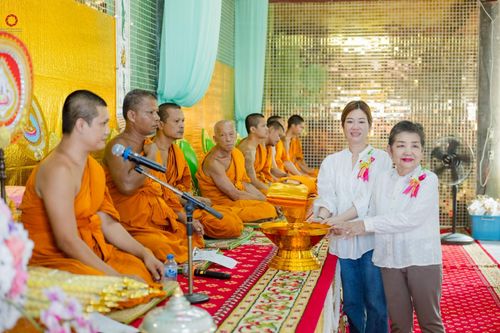 ภาพ No.268971:วันที่ 25 ตุลาคม พ.ศ. 2568 พิธีทอดกฐินสามัคคีทั่วไทย ณ วัดท่าโป๊ะ จ.กาญจนบุรี โดยคณะศิษยานุศิษย์ บูชาธรรม 81 ปี หลวงพ่อธัมมชโย