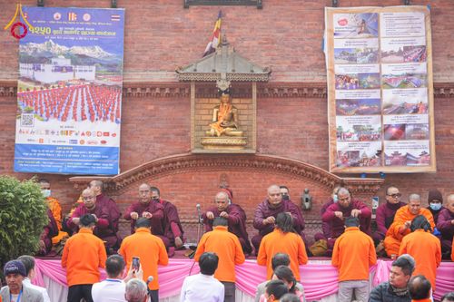 ภาพ No.129682:พิธีตัดปอยผมและแห่นาคธรรมทายาท ในโครงการบรรพชา 1,250 รูป ณ แดนประสูติ สวนลุมพินี ประเทศเนปาล วันที่ 2 มีนาคม พ.ศ. 2567