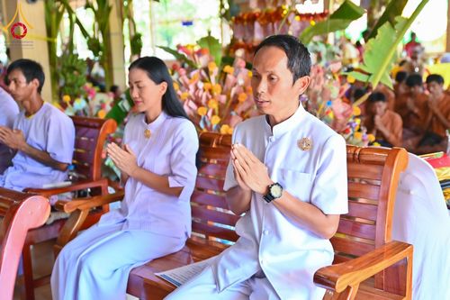 ภาพ No.182929:พิธีทอดกฐิน ณ วัดวังวุ้ง อ.ท่าตะเกียบ จ.ฉะเชิงเทรา ในโครงการทอดกฐินสามัคคีทั่วไทย 30,000 วัด บูชาธรรม 80 ปี หลวงพ่อธัมมชโย โดยคณะศิษยานุศิษย์วัดพระธรรมกาย วันที่ 10 พฤศจิกายน พ.ศ. 2567