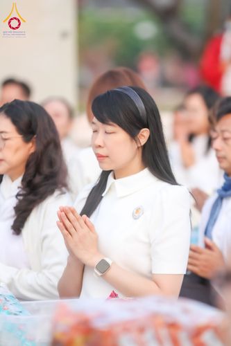 ภาพ No.208625:ตักบาตรพระ 1,743 รูป ครบรอบ 743 ปี นครน่าน ถวายเป็นพุทธบูชา น้อมบุญกุศลอุทิศให้บรรพบุรุษ วันอาทิตย์ ที่ 16 กุมภาพันธ์ พ.ศ. 2568 ณ ถนนคนเดินข่วงเมืองน่าน ต.ในเวียง อ.เมือง จ.น่าน