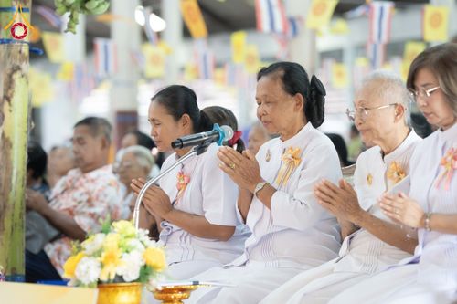 ภาพ No.166589:พิธีทอดกฐิน ณ วัดสามขาว จ.อ่างทอง ในโครงการกฐินสามัคคีทั่วไทย 30,000 วัด บูชาธรรม 80 ปี หลวงพ่อธัมมชโย โดยคณะศิษยานุศิษย์วัดพระธรรมกาย วันที่ 27 ตุลาคม พ.ศ. 2567