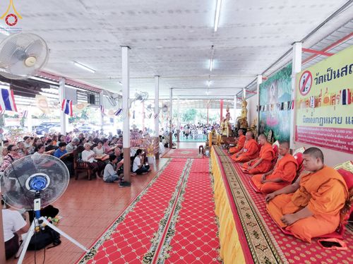 ภาพ No.168817:พิธีทอดกฐิน ณ วัดจันทรังษี จ.ปราจีนบุรี ในโครงการกฐินสามัคคีทั่วไทย 30,000 วัด บูชาธรรม 80 ปี หลวงพ่อธัมมชโย โดยคณะศิษยานุศิษย์วัดพระธรรมกาย วันที่ 20 ตุลาคม พ.ศ. 2567