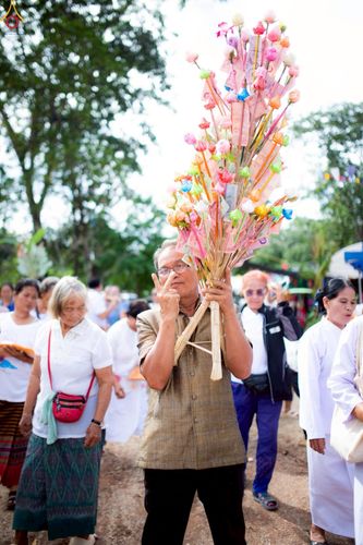 ภาพ No.271798:วันที่ 3 พฤศจิกายน พ.ศ. 2568 พิธีทอดกฐินสามัคคีทั่วไทย ณ วัดป่าพนังสลักได อ.หนองบัวแดง จ.ชัยภูมิ โดยคณะศิษยานุศิษย์ บูชาธรรม 81 ปี หลวงพ่อธัมมชโย