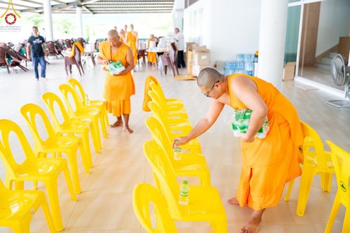 ภาพ No.142121:พิธีถวายสังฆทานแด่คณะสงฆ์ 323 วัด ปีที่ 20 ครั้งที่ 170 , พิธีมอบกองทุนหนุนแรงใจช่วยครูใต้ ปีที่ 17 ครั้งที่ 135 และพิธีทำบุญอุทิศส่วนกุศลให้ผู้วายชนม์ วันเสาร์ที่ 22 มิถุนายน พ.ศ.2567 ณ ศูนย์ปฏิบัติธรรมภาคใต้ อ.บางกล่ำ จ.สงขลา