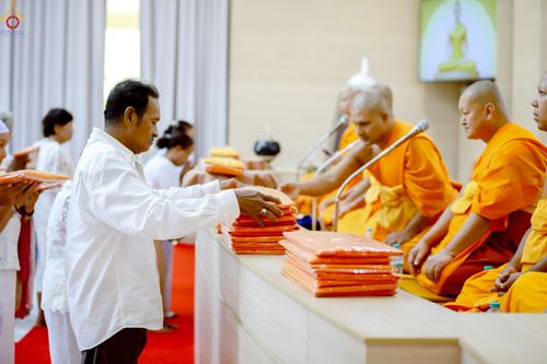 ภาพ No.241660:วันอาทิตย์ที่ 24 สิงหาคม พ.ศ. 2568 พิธีทอดผ้าป่า ฉลองครบรอบ 10 ปี ศูนย์ปฏิบัติธรรมพัทลุง