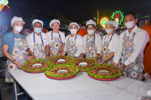 ภาพ No.112948:พิธีถวายภัตตาหารเป็นสังฆทาน แด่คณะพระธรรมยาตรา ปีที่ 12 วันที่ 16 มกราคม พ.ศ. 2567 ณ วัดโบสถ์(บน) บางคูเวียง จ.นนทบุรี