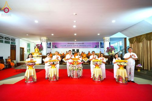 ภาพ No.171906:พิธีทอดกฐินสร้างพระเจดีย์ ประดิษสถานพระบรมสารีริกธาตุ ณ วัดกิ่วลม อ.ฮอด จ.เชียงใหม่ ในโครงการกฐินสามัคคีทั่วไทย 30,000 วัด บูชาธรรม 80 ปี หลวงพ่อธัมมชโย โดยคณะศิษยานุศิษย์วัดพระธรรมกาย วันที่ 26 ตุลาคม พ.ศ. 2567