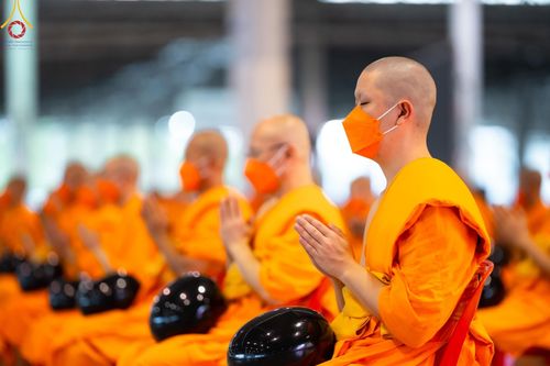 ภาพ No.124396:พิธีตักบาตรในวันมาฆบูชา ณ บ้านแก้วเรือนทองคุณยายฯ วัดพระธรรมกาย จ.ปทุมธานี วันเสาร์ที่ 24 กุมภาพันธ์ พ.ศ. 2567