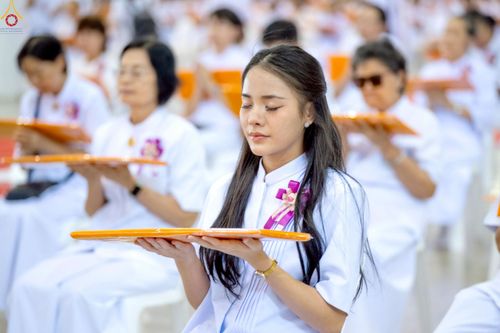 ภาพ No.240665:วันพุธที่ 27 สิงหาคม พ.ศ. 2568 พิธีทอดผ้าป่าเพื่อสร้างอาคาร  82 ปี หลวงพ่อธัมมชโย สมทบกฐินวัดพระธรรมกาย และกฐิน 30,000 วัดทั่วประเทศ ครั้งที่ 1