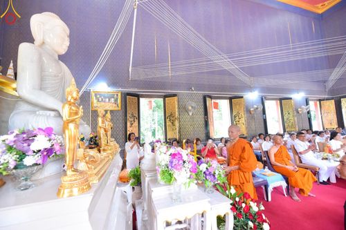 ภาพ No.163369:โครงการกฐินสามัคคีทั่วไทย 30,000 วัด บูชาธรรม 80 ปี หลวงพ่อธัมมชโย โดย คณะศิษยานุศิษย์วัดพระธรรมกาย ณ วัดหนองกระโดน อ.เมือง จ.นครปฐม วันที่ 19 ตุลาคม พ.ศ. 2567