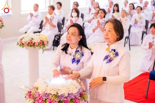 ภาพ No.319118:วันที่ 29 มีนาคม พ.ศ.2569 พิธีอัญเชิญรูปหล่อพระมงคลเทพมุนี (สด จนฺทสโร) ประดิษฐาน ณ ห้องปฏิบัติธรรม “มงคลรัตนโชติ”  วัดพระธรรมกายชิคาโก ประเทศสหรัฐอเมริกา