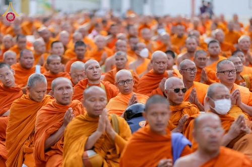 ภาพ No.313957:วันอาทิตย์ที่ 14 มีนาคม พ.ศ. 2569 ทำบุญเมืองหาดใหญ่ตักบาตรพระ 1,109 รูป เติมบุญใหญ่ หลังวิกฤตมหาอุทกภัย ณ ซุ้มประตูไชน่าทาวน์ ถนนศุภสารรังสรรค์ อ.หาดใหญ่ จ.สงขลา