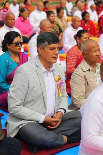 ภาพ No.313420:วันพฤหัสบดีที่ 12 มีนาคม พ.ศ. 2569 พิธีมอบบาตรและผ้าไตรในโครงการบรรพชาสามเณร 500 รูป  ณ นาคบาฮาล (Nagbahal) ประเทศเนปาล