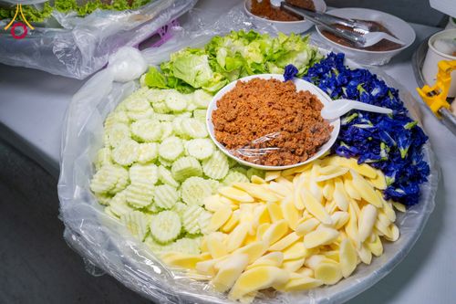 ภาพ No.300271:วันที่ 22 มกราคม พ.ศ. 2569 พิธีถวายภัตตาหารเป็นสังฆทาน แด่พระธรรมยาตรา ณ อนุสรณ์สถานบางปลา วัดบางปลา อำเภอบางเลน จังหวัดนครปฐม ในโครงการธรรมยาตรา กตัญญูบูชา มหาปูชนียาจารย์ พระมงคลเทพมุนี(สด จนฺทสโร) พระผู้ปราบมาร อนุสรณ์สถาน 7 แห่ง ปีที่ 14