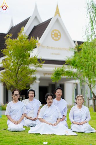 ภาพ No.157069:โครงการ อุบาสกแก้ว อุบาสิกาแก้ว รุ่นที่ 3 ตัวแทนทอดกฐินสามัคคีทั่วไทย 30,000 วัด ระหว่างวันที่ 20-22 กันยายน พ.ศ. 2567 ณ ธุดงคสถานชลบุรี