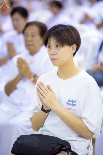 ภาพ No.222876:วันอาทิตย์ต้นเดือนที่ 4 พฤษภาคม พ.ศ. 2568 พิธีบูชาข้าวพระ ณ สภาธรรมกายสากล วัดพระธรรมกาย