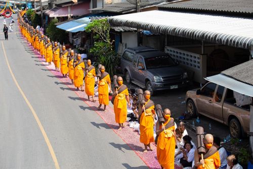 ภาพ No.129111:พระธรรมยาตราเดินธรรมยาตรา ณ ชุมชนรอบศูนย์ปฏิบัติธรรมภาคใต้ อ.บางกล่ำ จ.สงขลา วันที่ 10 มีนาคม พ.ศ. 2567