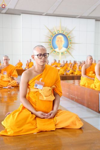 ภาพ No.247490:วันจันทร์ที่ 22 กันยายน พ.ศ. 2568 (วันพระ แรม 15 ค่ำ เดือน 10) พิธีบุพเปตพลี ครั้งที่ 170 ร่วมอุทิศบุญแด่หมู่ญาติที่ล่วงลับไปแล้ว และสืบทอดอายุพระพุทธศาสนา ณ หอฉันคุณยายอาจารย์ฯ วัดพระธรรมกาย