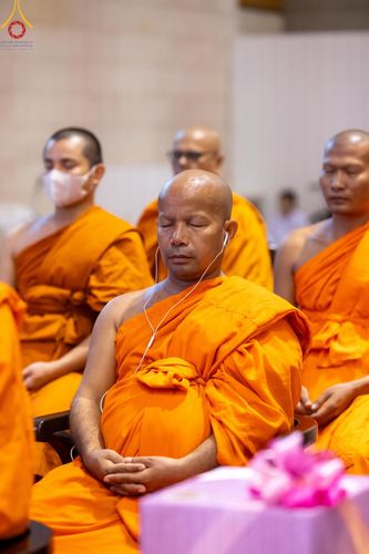 ภาพ No.146890:การต้อนรับพระสังฆาธิการ 2,000 กว่าวัดทั่วประเทศ และพิธีบูชาข้าวพระ เนื่องในวันสมาธิโลก วันอาทิตย์ที่ 4 สิงหาคม พ.ศ. 2567 ณ สภาธรรมกายสากล วัดพระธรรมกาย