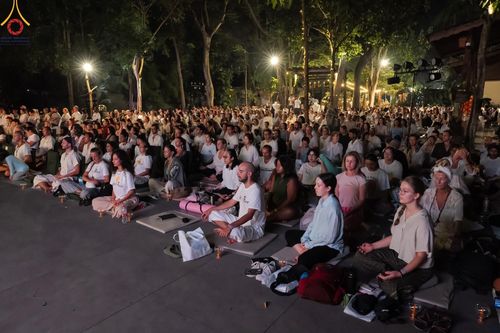 ภาพ No.156489:วัดพุทธบาหลีและวัดพระธรรมกาย จัดปฏิบัติธรรมนานาชาติ 1,151 คนจาก 78 ประเทศ ใน "วันสันติภาพสากล" ณ บาหลี อินโดนีเซีย วันเสาร์ที่ 21 กันยายน พ.ศ. 2567 เวลา 16.00-21.00 น. ณ พิพิธภัณฑ์ ARMA เมืองอูบุด จังหวัดบาหลี ประเทศอินโดนีเซีย