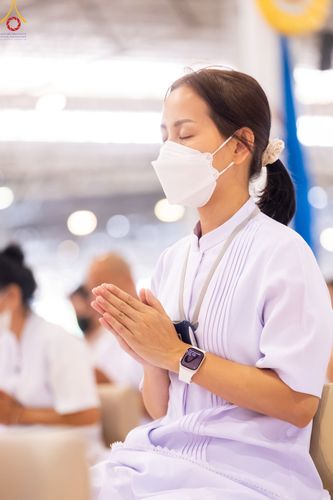 ภาพ No.86947:พิธีตักบาตร , พิธีบูชาข้าวพระ , พิธีจุดเทียนใจ ไฟนิรันดร์ อนันตชัย ในวันอาทิตย์ต้นเดือน 3 กันยายน พ.ศ. 2566 ณ วัดพระธรรมกาย