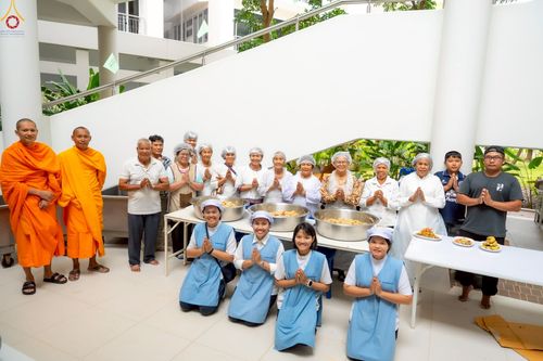 ภาพ No.243360:วันที่ 23-31 สิงหาคม พ.ศ. 2568 เจ้าหน้าที่ทุกสถานะ ทุ่มเทจัดงาน สัมมนารวมใจผู้นำบุญ เพื่องานกฐินสามัคคีทั่วไทย 30,000 วัด บูชาธรรม 81 ปี หลวงพ่อธัมมชโย