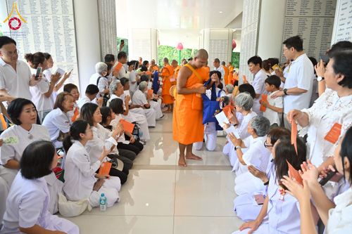 ภาพ No.223848:วันอาทิตย์ที่ 11 พฤษภาคม พ.ศ. 2568 พิธีอุปสมบทสามเณรเปรียญธรรมอุปสมบทอุทิศชีวิต 9 รูป อุบาสก 1 ท่าน ณ อุโบสถพระไตรปิฏกวัดพระธรรมกาย