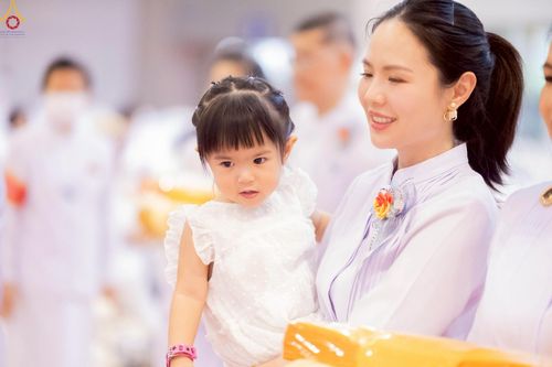 ภาพ No.244035:วันอาทิตย์ที่ 7 กันยายน พ.ศ. 2568 พิธีทอดผ้าป่าสมทบกฐินวัดพระธรรมกาย และสมทบกฐิน 30,000 วัดทั่วไทย ครั้งที่ 2 ณ ห้องแก้วสารพัดนึก 1 วัดพระธรรมกาย