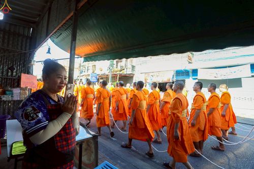 ภาพ No.248827:วันที่ 20 กันยายน พ.ศ. 2568 พิธีอัญเชิญรูปหล่อหลวงปู่วัดปากน้ำ ภาษีเจริญ จากวัดมงคลนิมิตร พระอารามหลวง เพื่อประดิษฐาน ณ วิหารพระมงคลเทพมุนี (สด จนฺทสโร)  ศูนย์ปฏิบัติธรรมภูเก็ต จ.ภูเก็ต