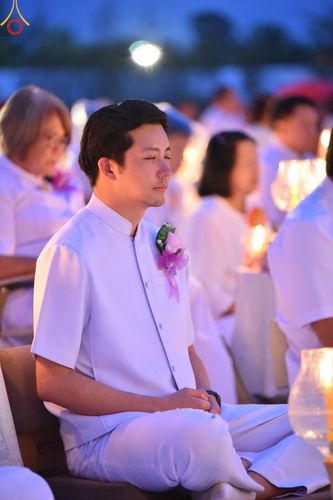 ภาพ No.118292:พิธีจุดประทีปถวายเป็นพุทธบูชา และบูชาธรรมมหาปูชนียาจารย์ พระมงคลเทพมุนี(สด จนฺทสโร) วันที่ 24 มกราคม พ.ศ. 2567 ณ อนุสรณ์สถานบางปลา อ.บางเลน จ.นครปฐม