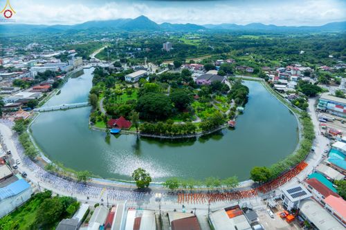 ภาพ No.239283:วันอาทิตย์ที่ 17 สิงหาคม พ.ศ. 2568 พิธีอัญเชิญรูปเหมือนพระมงคลเทพมุนี (สด จันทสโร) ณ ศาลากลางจังหวัดเลย ถึงลานพญานาค สวนสาธารณะกุดป่อง อ.เมือง จ.เลย