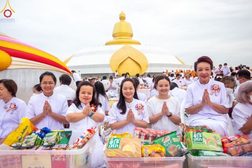 ภาพ No.118574:พิธีตักบาตรพระธรรมยาตรา ปีที่ 12 ณ อนุสรณ์สถานลำดับที่ 5 สถานที่เผยแผ่วิชชาธรรมกายครั้งแรก อนุสรณ์สถานบางปลา จ.นครปฐม วันที่ 25 มกราคม พ.ศ. 2567