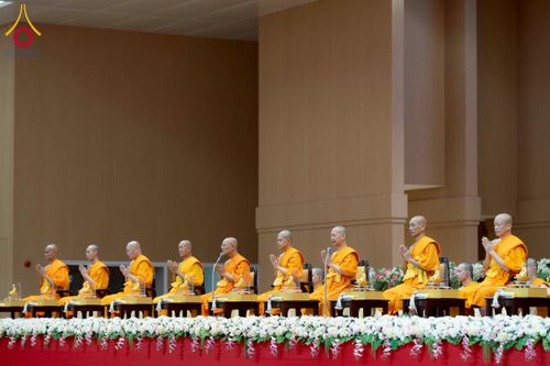 ภาพ No.272979:วันอาทิตย์ที่ 23 พฤศจิกายน พ.ศ.2568 พิธีมุทิตาสักการะ พระมหาเถระและพระเถระ ประจำปีพุทธศักราช 2568 ณ ห้องแก้วสารพัดนึก 2 สภาธรรมกายสากล  วัดพระธรรมกาย